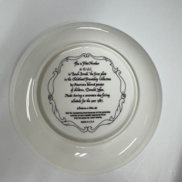 Donald Zolan Beach Break Collector Plate Friendship 1987 Pemberton Oakes - Picture 4 of 6